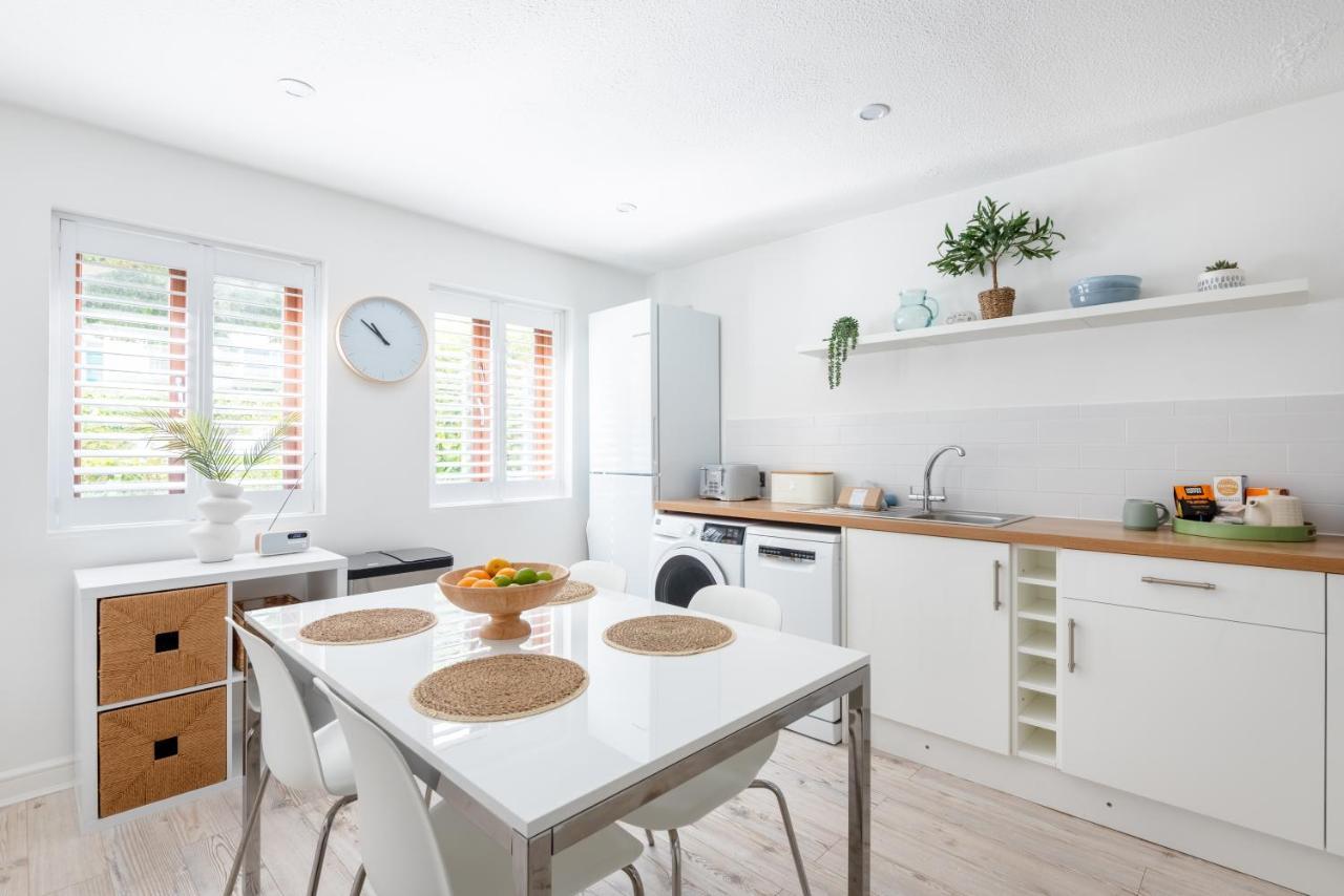 Apartamento Hideaway - Exclusive Marina Development, Town Centre, With Parking Falmouth Exterior foto